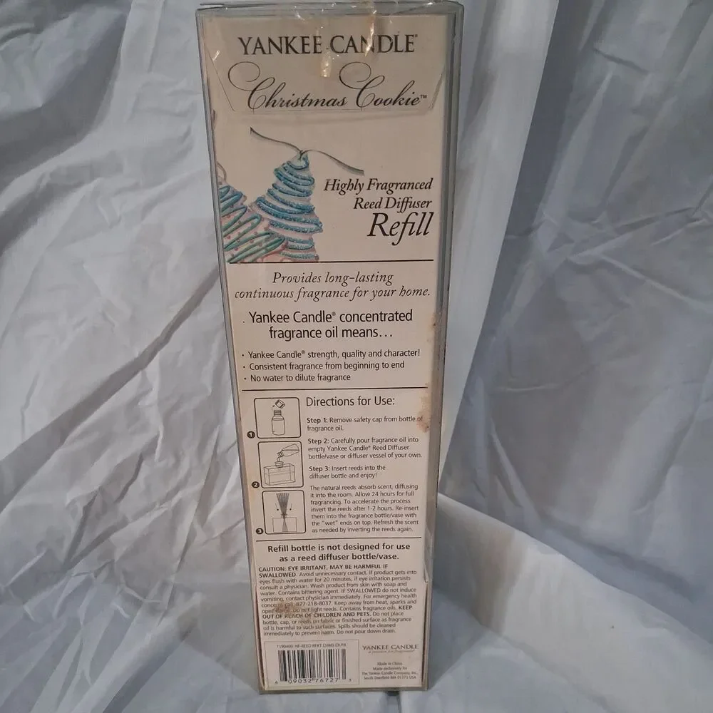 Vintage Yankee Candle, Reed Diffuser Refill Set- Christmas Cookie Scent